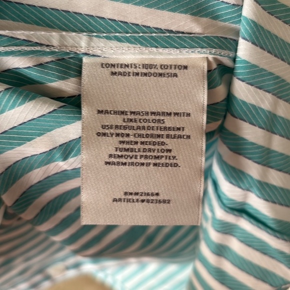 NWOT Foxcroft Wrinkle Free Button Down Blouse Collared Teal White Stripes Cotton - Picture 10 of 11